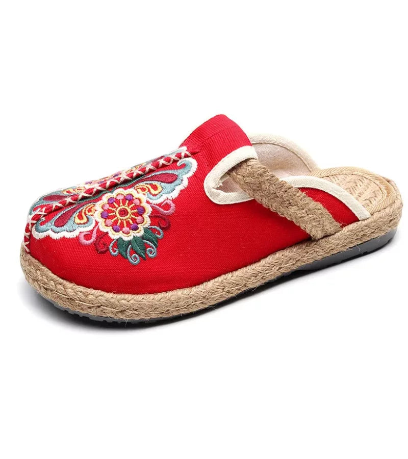 FLORA | Ultra Lichte Geborduurde Sandalen