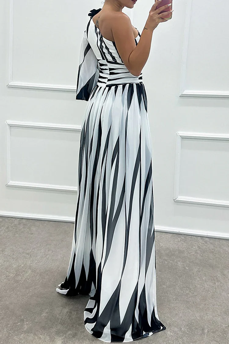 Karlijn – Gestreepte One-Shoulder Maxi-jurk