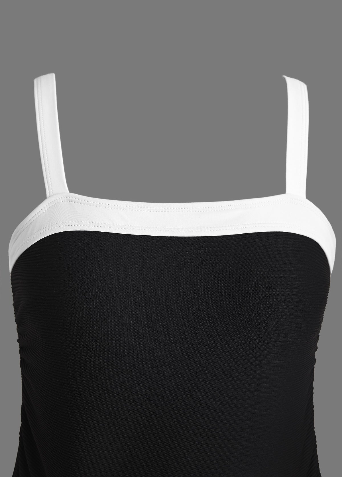 Zoë™ | Lavendel Swing Tankini