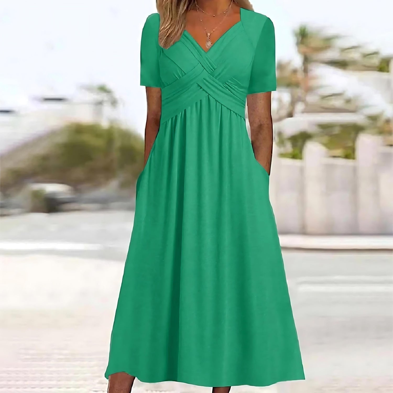 Yara | Elegante Midi-jurk met Buikbedekking