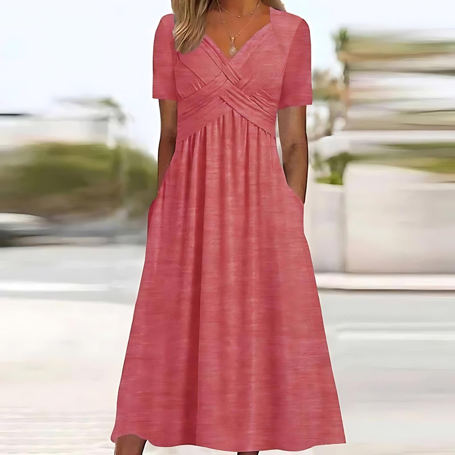 Yara | Elegante Midi-jurk met Buikbedekking