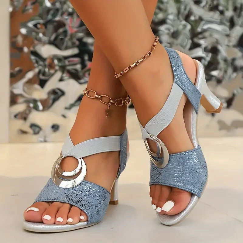 Noor™ | Stijlvolle Gesp Pumps