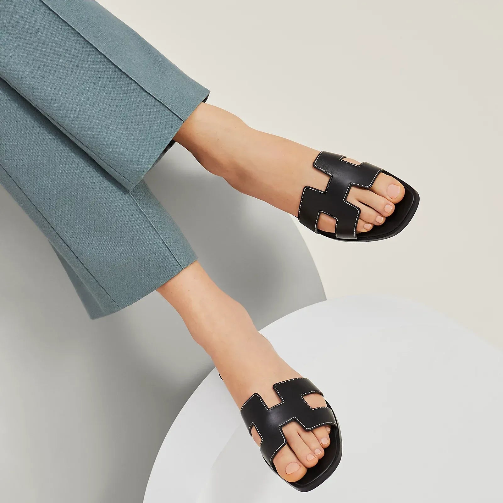 Tess™ | Minimalistische Platte Sandalen