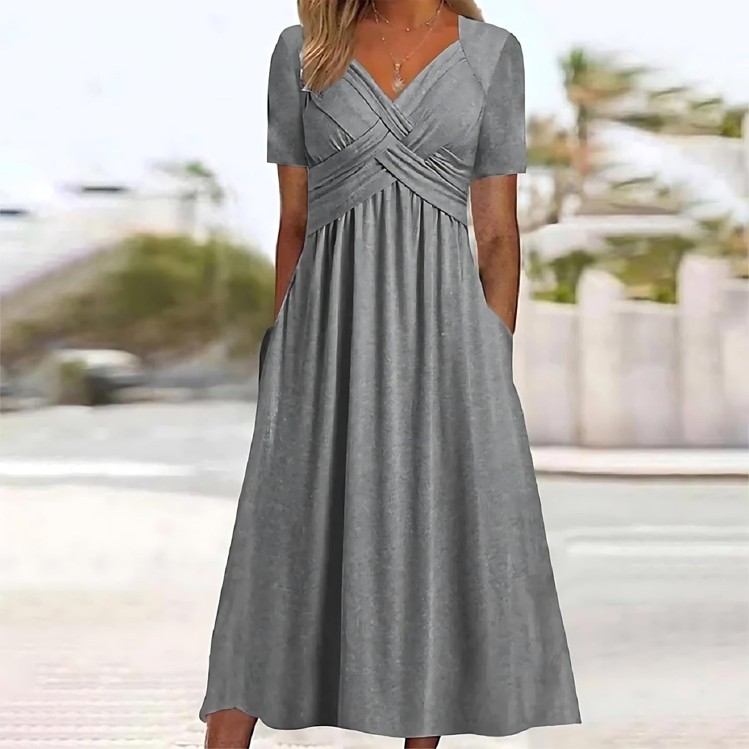 Yara | Elegante Midi-jurk met Buikbedekking