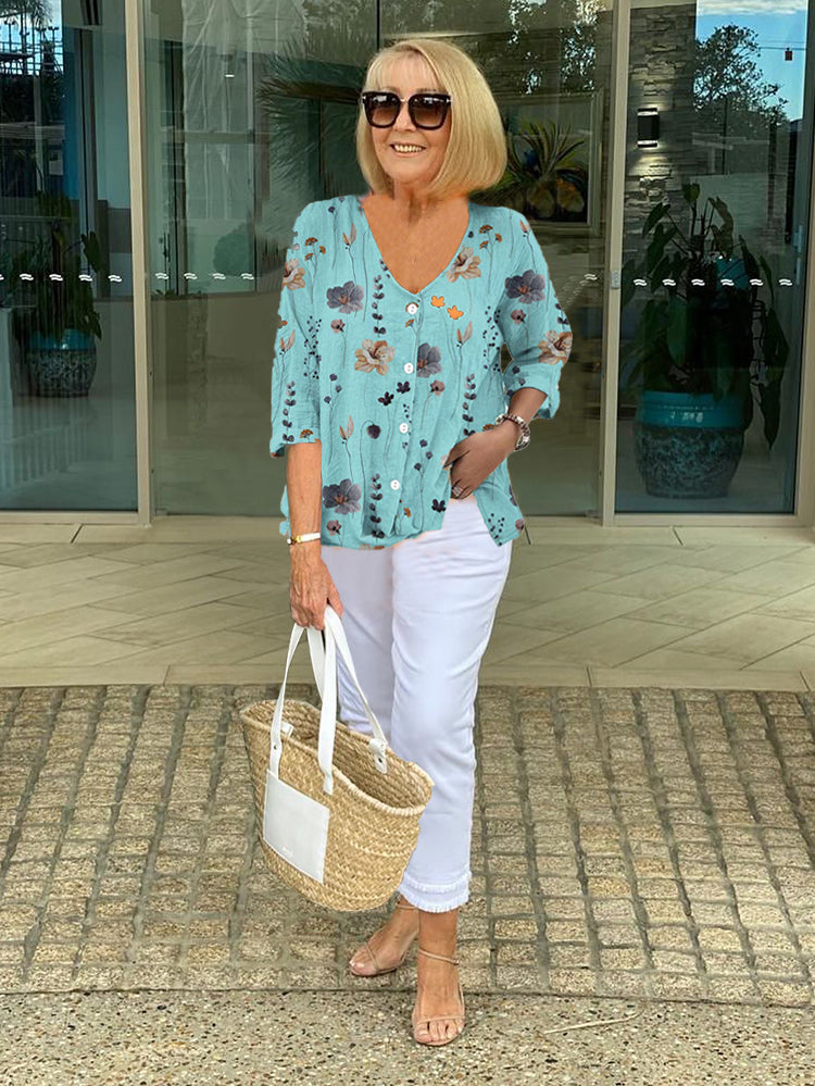 MAAIKE – BLOEMENBLOUSE MET ZACHTE VAL